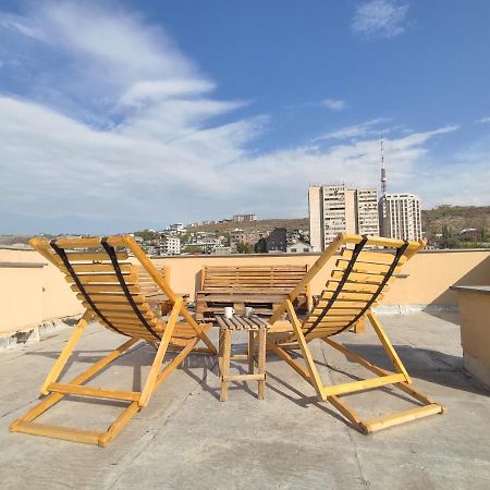 יירבאן Hotelise I Blue-Poppy Apartment מראה חיצוני תמונה