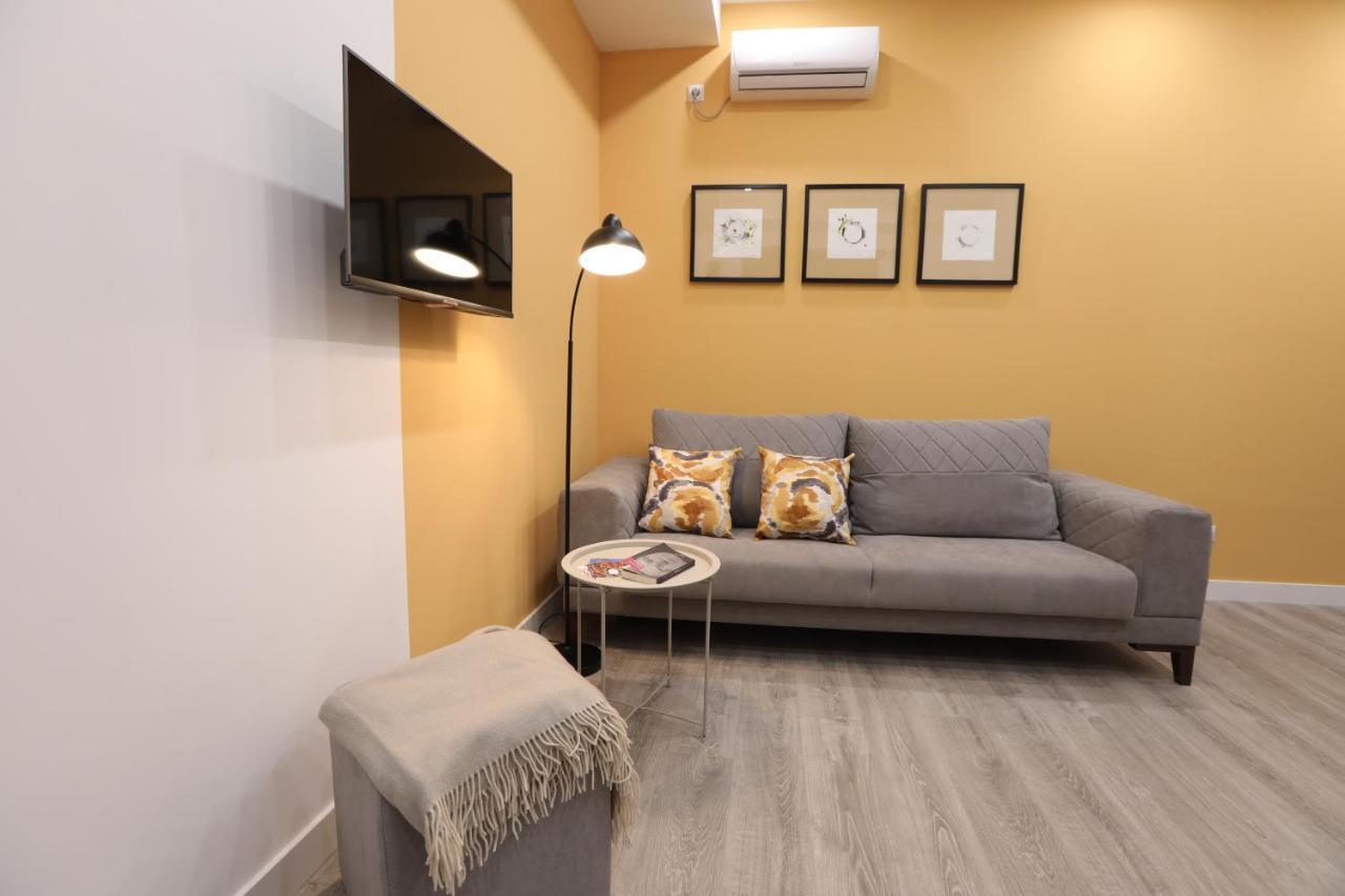 יירבאן Hotelise I Blue-Poppy Apartment מראה חיצוני תמונה