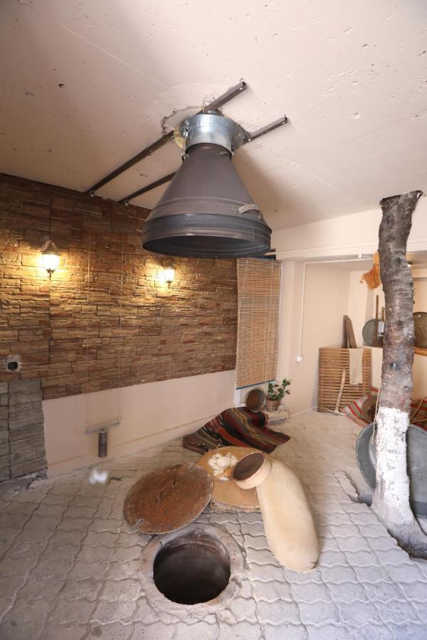 יירבאן Hotelise I Blue-Poppy Apartment מראה חיצוני תמונה