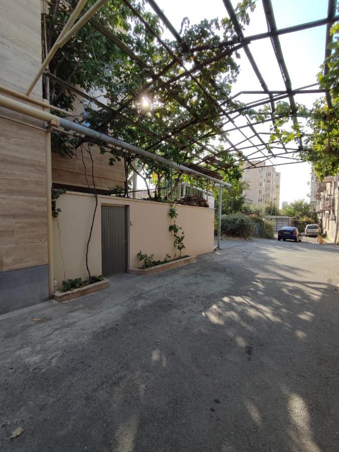 יירבאן Hotelise I Blue-Poppy Apartment מראה חיצוני תמונה
